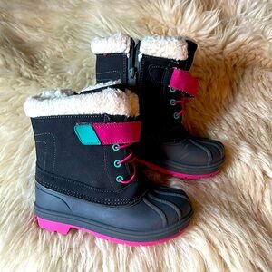 Cat and Jack toddler girl Snow Boots